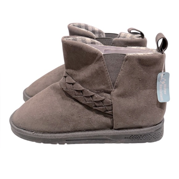 MukLuks Women's Bootie Dark Grey Ankle Harness Comfort Slip On Shoe Size 8 New - Picture 1 of 5